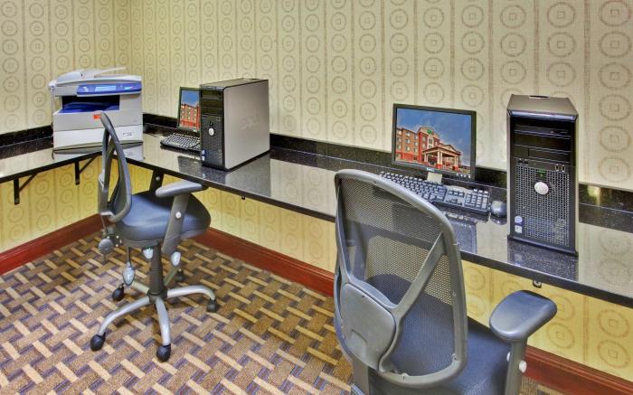 Holiday Inn Express Hotel & Suites Dewitt - Syracuse By IHG