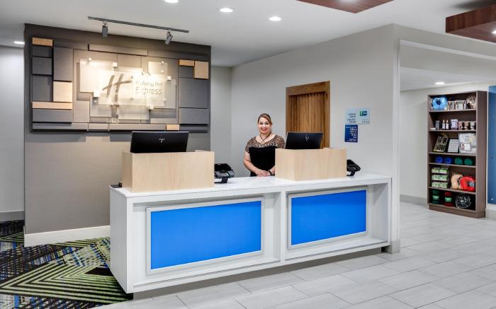 Holiday Inn Express Northwest near Sea World By IHG