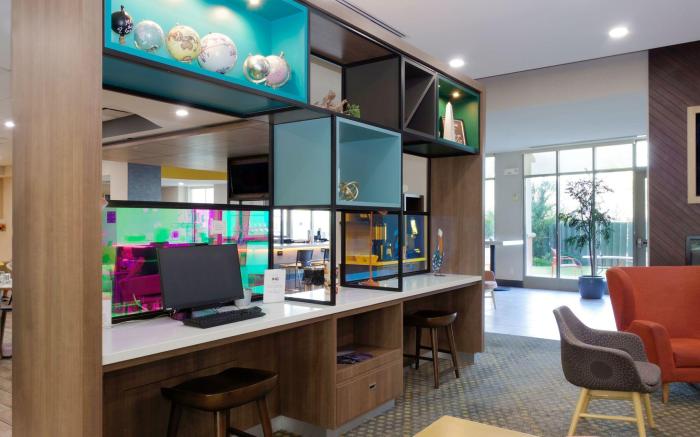 Holiday Inn Phoenix Airport By IHG