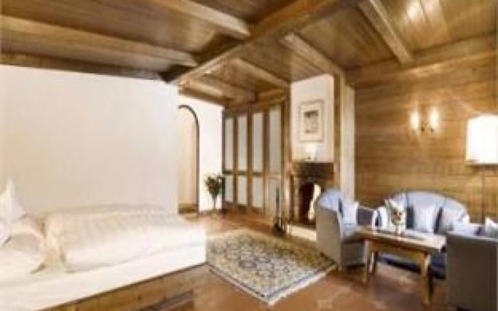 Hinterwies – Ski In / Lodge / Dine