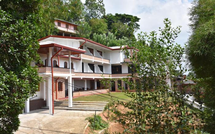 Mahaweli Regent Hotel