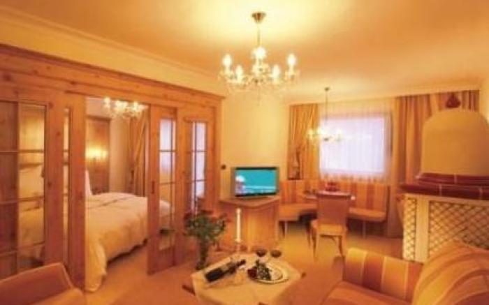 Alpenpalace Luxury Hideaway & Spa Retreat
