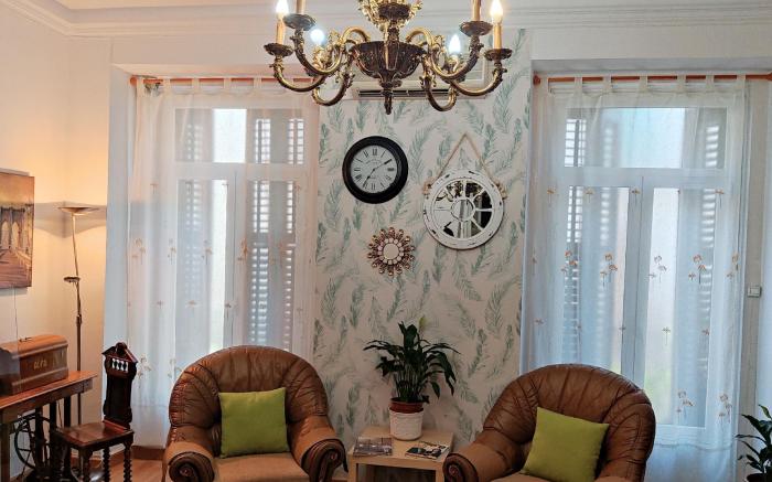 Hostal Bruna Paseo del Prado