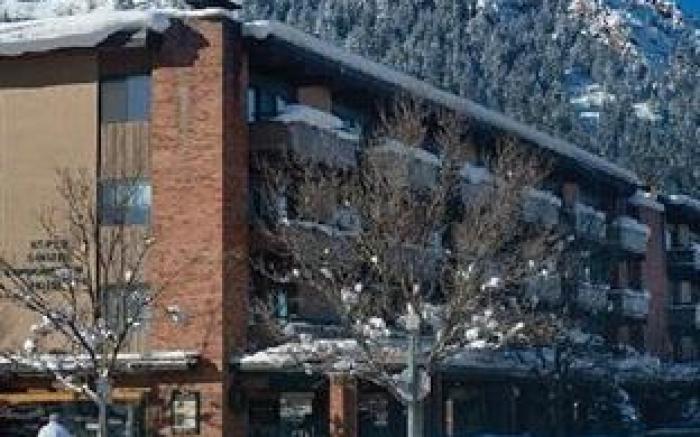 Aspen Square Condominium Hotel