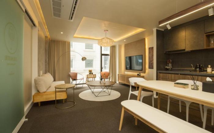 UH Suite Myeongdong Avenue 49