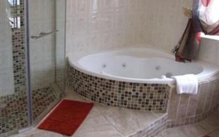 Bluewater Beachfront Guesthouse