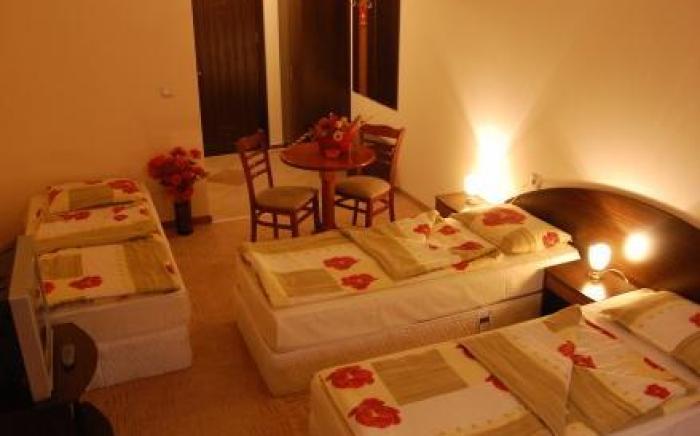 Hotel Akvaya