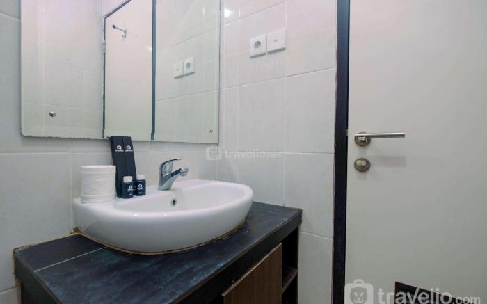 Relax Studio at Nifarro Apartment By Travelio