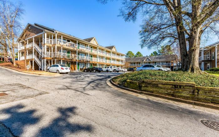 HomeTowne Studios Atlanta NE - Downtown Norcross