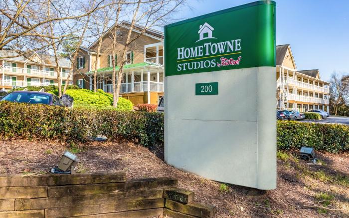HomeTowne Studios Atlanta NE - Downtown Norcross