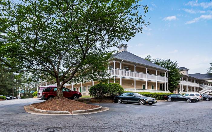 HomeTowne Studios Atlanta - Lawrenceville