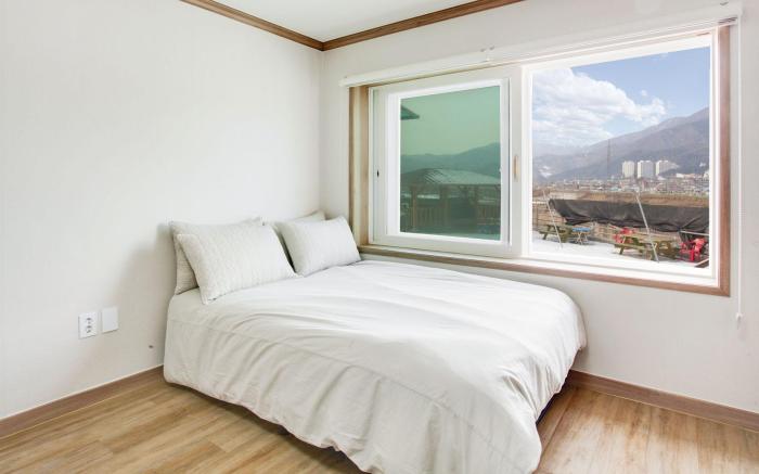 Gapyoeng New Cheongpyeong Pension