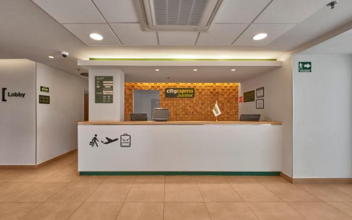 City Express Junior by Marriott León Centro De Convenciones