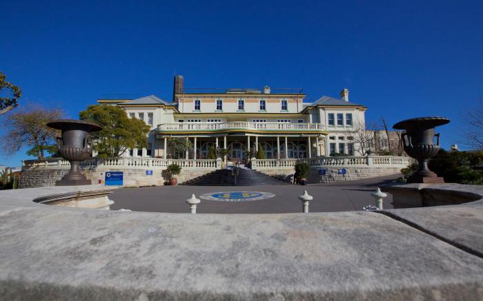 Carrington Hotel