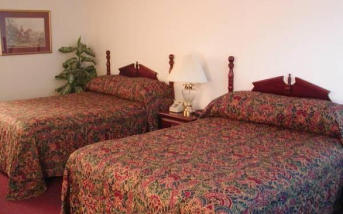 Carriage House Inn