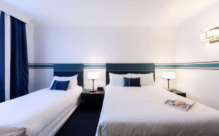 Ramada by Wyndham Diplomat Canberra