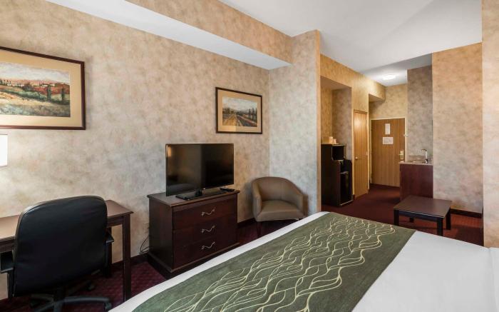 Comfort Inn & Suites