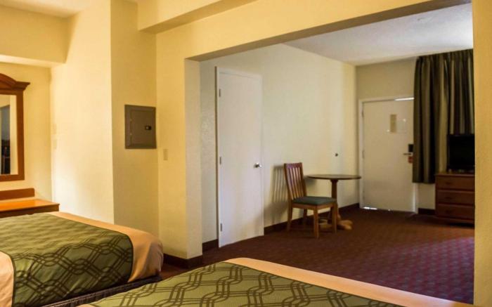 Econo Lodge Lake City-North