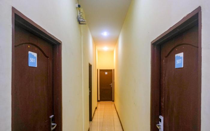 RedDoorz @ Jalan Japaris Medan