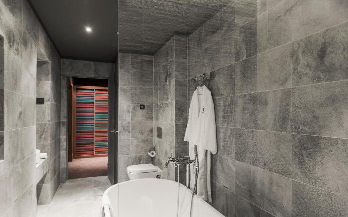 Jolly Alon Hotel & Business Center