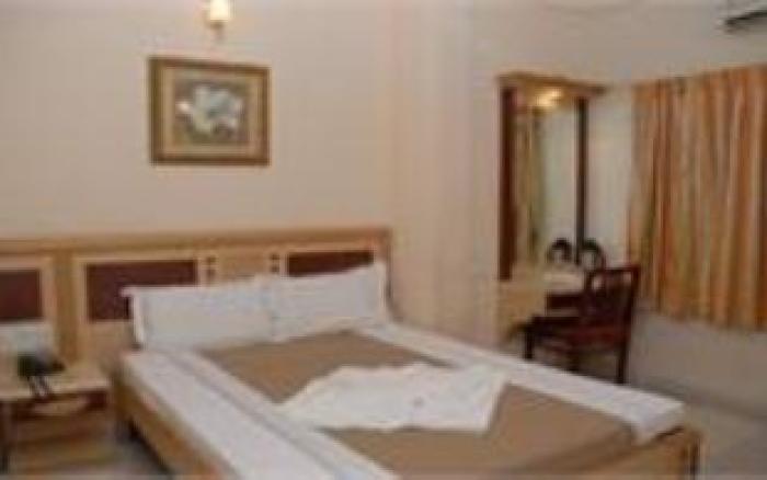 Hotel Manasa Paradise