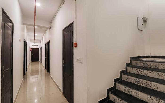 Collection O Insight Inn Near Gomti Riverfront Park