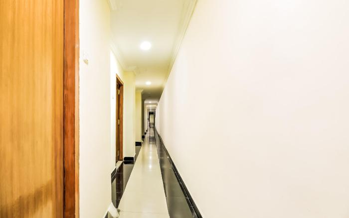SPOT ON Srinivasa Residency