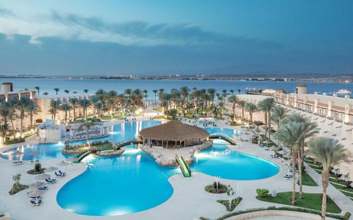Pyramisa Beach Resort - Sahl Hasheesh