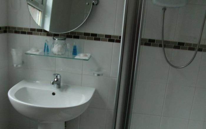 Oakwell Guest House