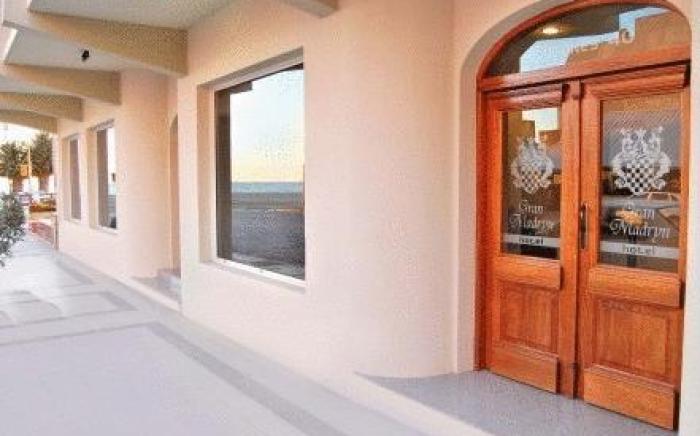 Hotel Gran Madryn