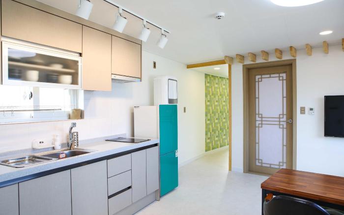 Yang Yang Timi House Pension