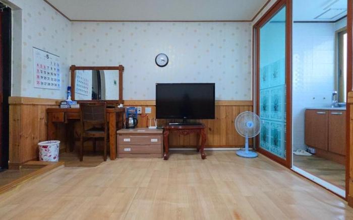 Jeonju Hanokmaeul Seongsim Haeoreum