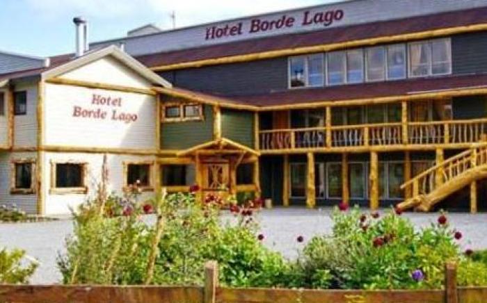 Hotel Borde Lago