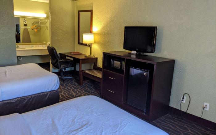 Days Inn by Wyndham Stuart