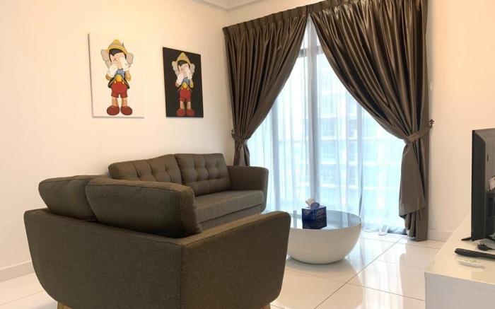 PLATINO@UHA 3BR 4-5pax near Paradigm Mall