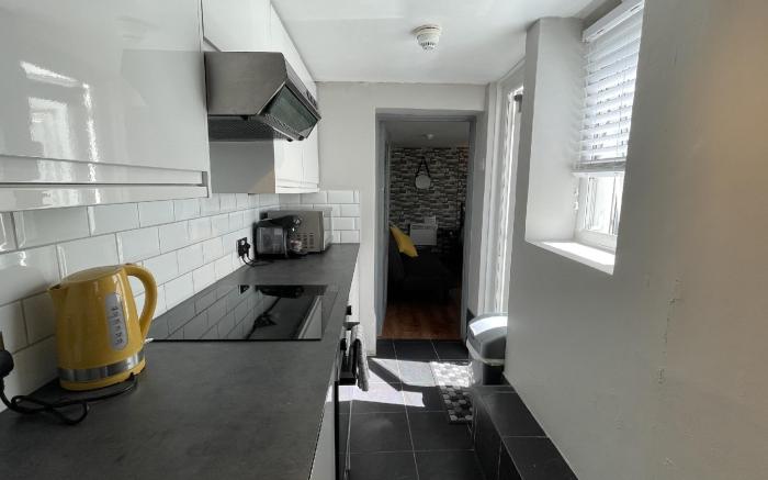 Ei8ht Brighton Apartments