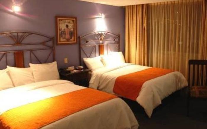 Hotel Emily