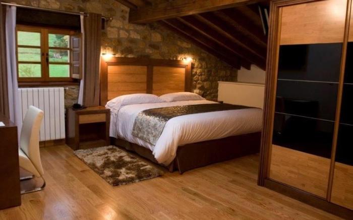Hotel Suites Valles Pasiegos