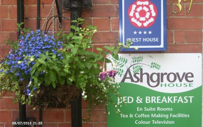 Ashgrove House