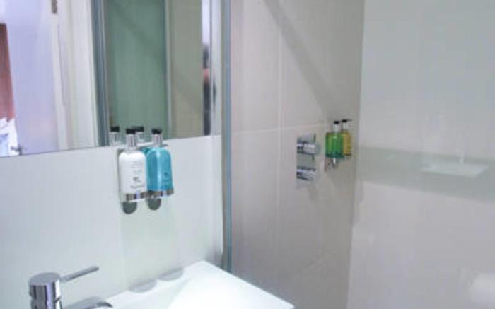 Room Home Stay