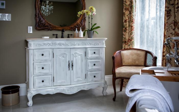 Maplehurst Manor Bed and Breakfast