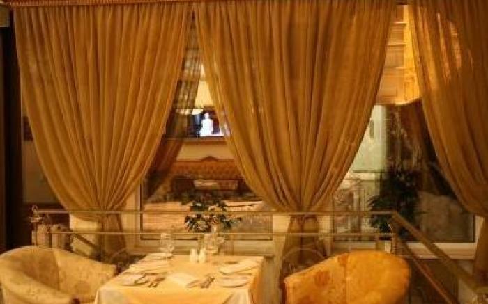Podol Plaza Hotel