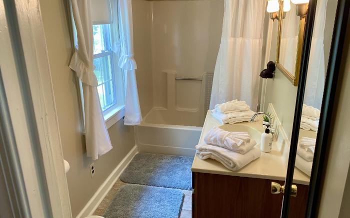 Family Farmhouse Inn