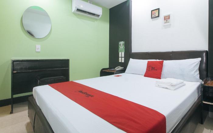 RedDoorz @ Ranchotel Bayanan Alabang