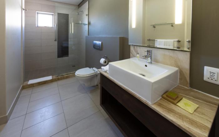 DoubleTree by Hilton Cape Town Upper Eastside Hotel