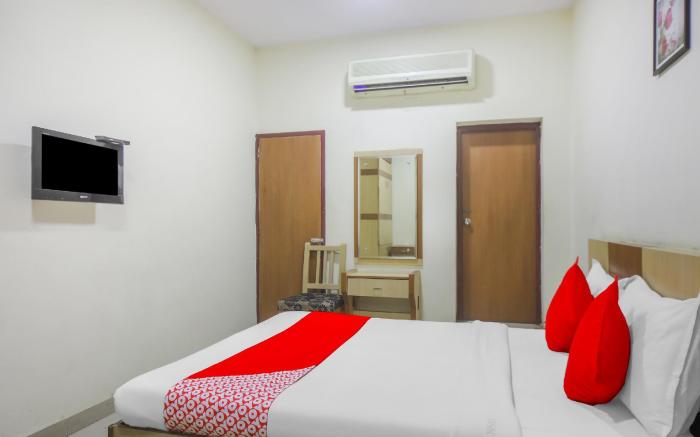 OYO 76303 Hotel Thalapathi