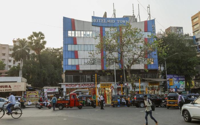 Hotel Mid Town