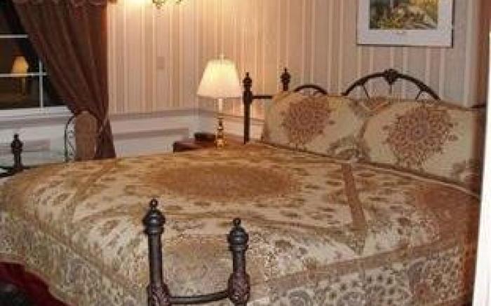 Frisco Lodge