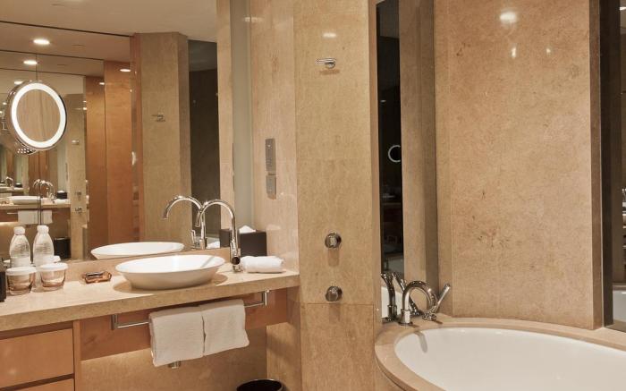 InterContinental Shanghai Expo By IHG