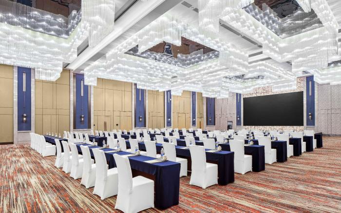 Vignette Collection Hangzhou Huaxia Center Hotel By IHG